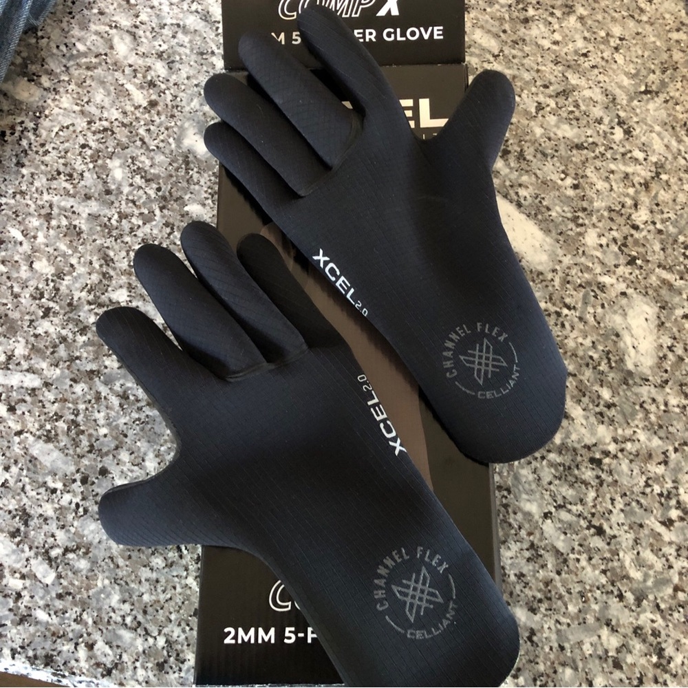 Xcel COMP X SURFING Water Sports Gloves 2MM 5-Finger Black NIB$59.95